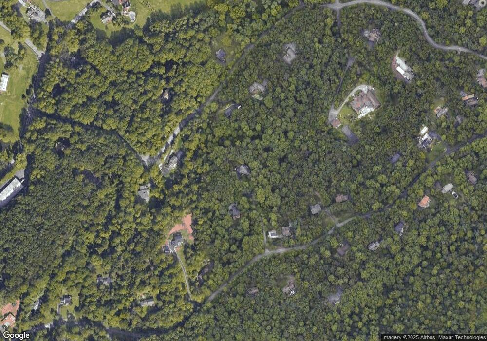 1 Swallowtail Ct, Reading, PA 19607 - photo 1