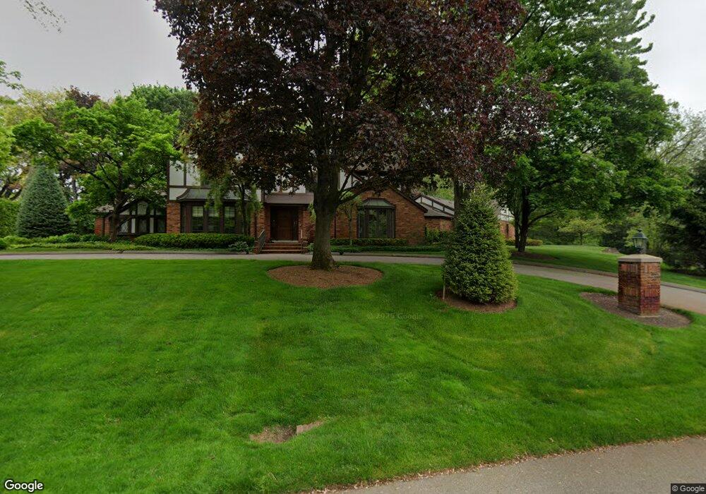 493 Dunston Rd, Bloomfield Hills, MI 48304 - photo 1