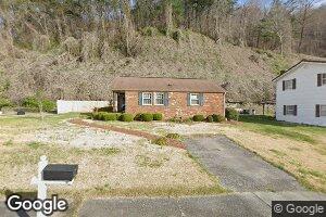 96 Vermillion Ave, Whitesburg, KY 41858