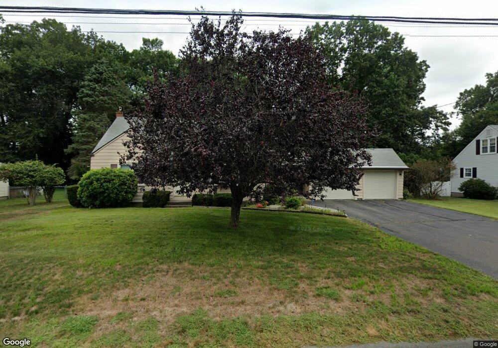 21 Queen St, Enfield, CT 06082 - photo 1