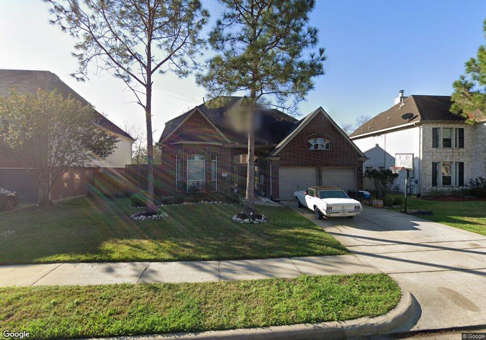 5202 Jolie Dr, Pearland, TX 77584 - photo 1