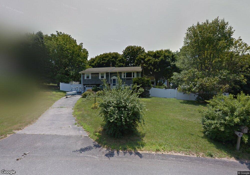 7 Osage Dr, Middletown, RI 02842 - photo 1