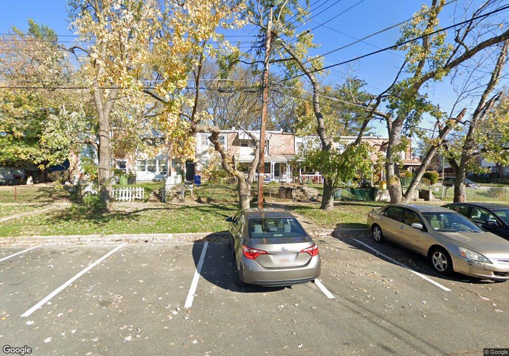 928 Catawba Ct, Halethorpe, MD 21227 - photo 1