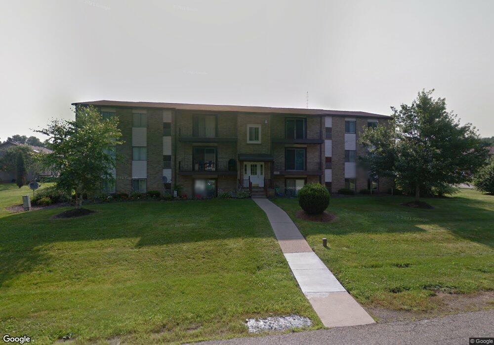 5190 Emil Dr SW unit 401, Navarre, OH 44662 - photo 1