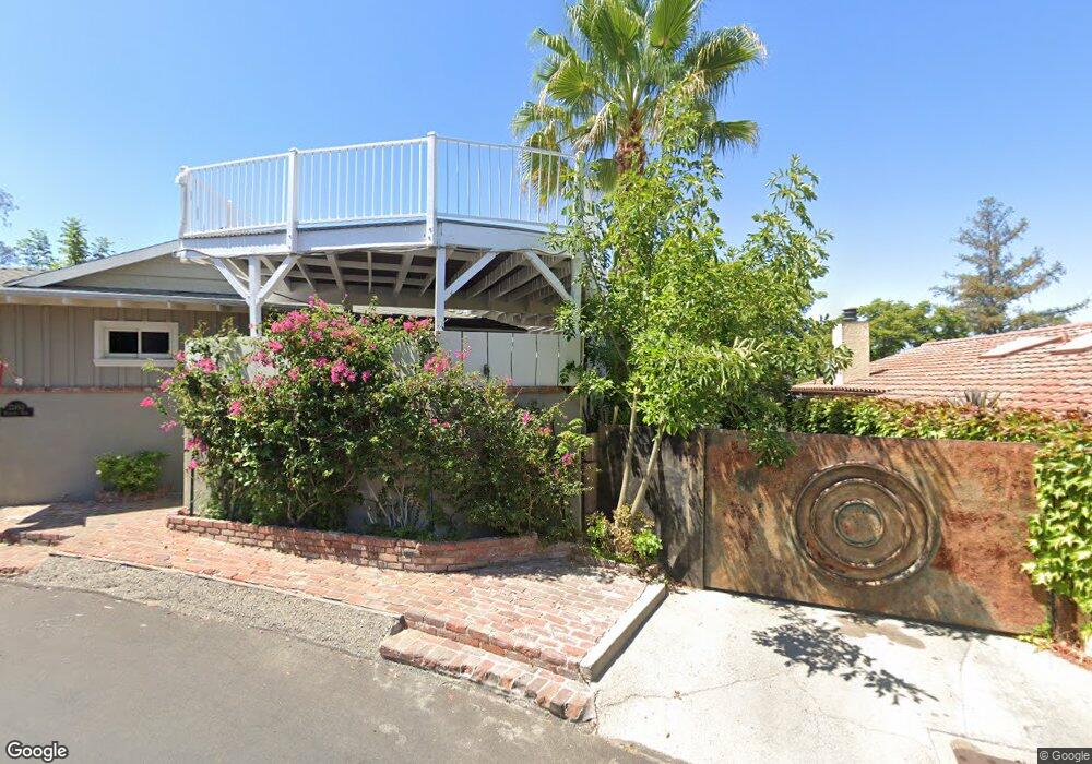 22469 Maycotte Rd, Woodland Hills, CA 91364 - photo 1