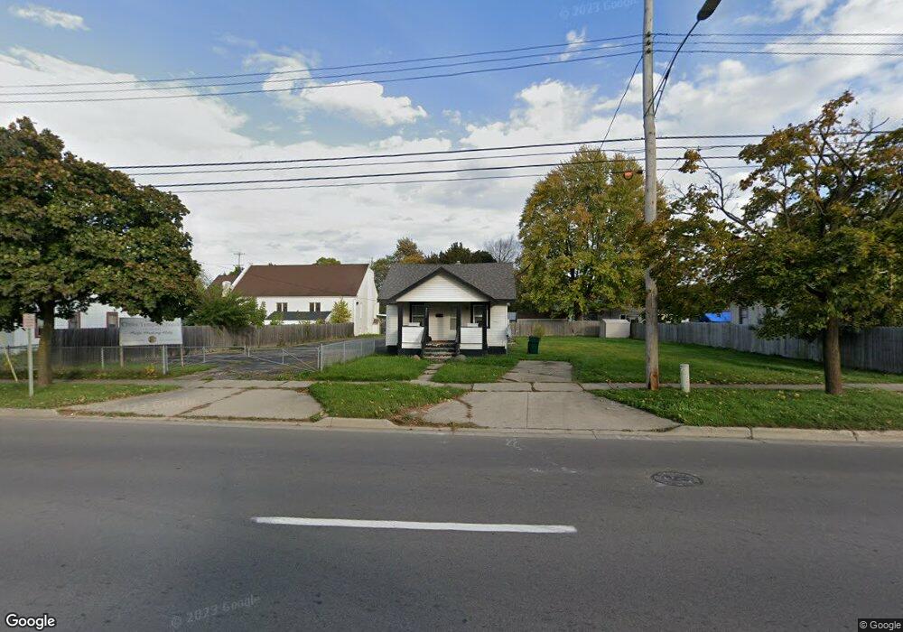 2011 S Mlk Blvd, Lansing, MI 48910 - photo 1