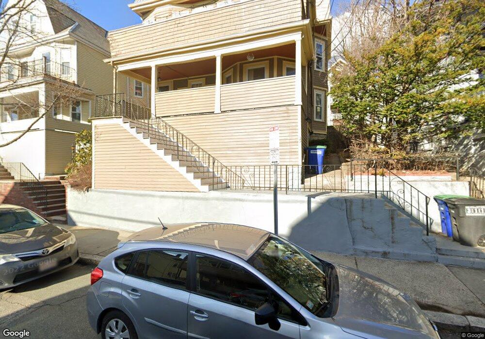 35 Whitman St, Somerville, MA 02144 - photo 1