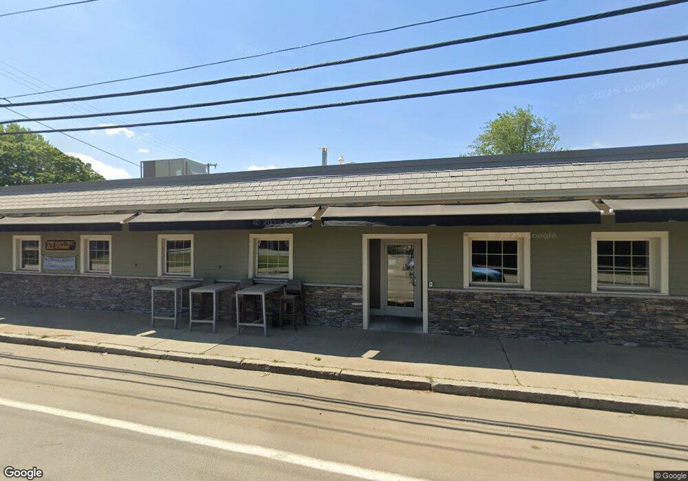 579 Benefit St, Pawtucket, RI 02861 - photo 1