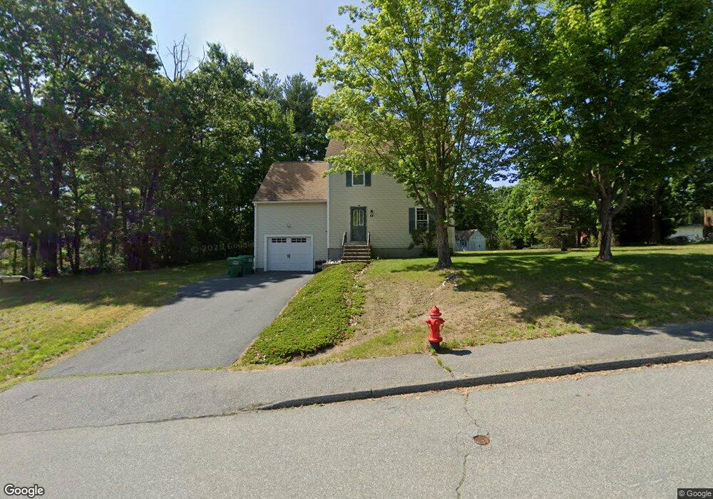 54 Lake St, Uxbridge, MA 01569 - photo 1