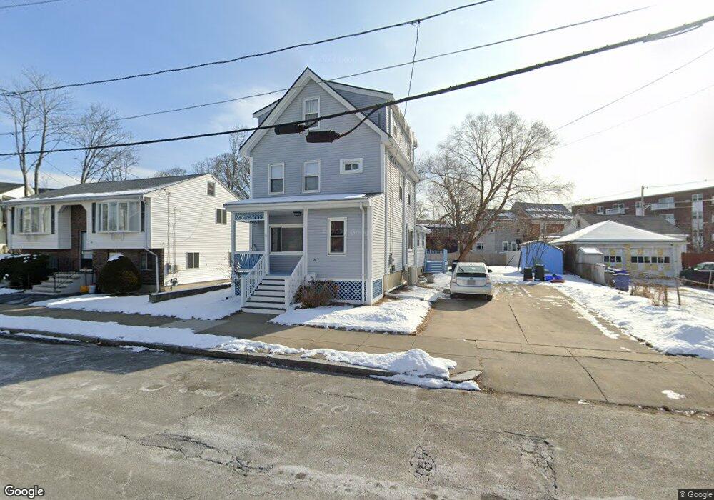 16 Quincy St, Malden, MA 02148 - photo 1