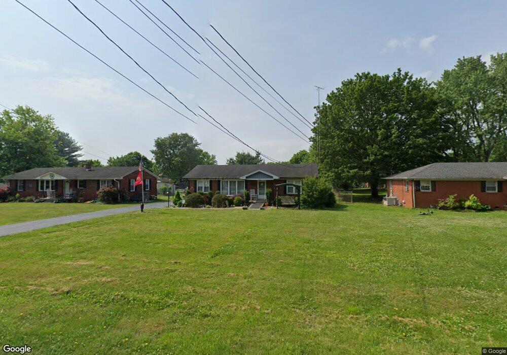 832 Strawberry Ln, Franklin, KY 42134 - photo 1