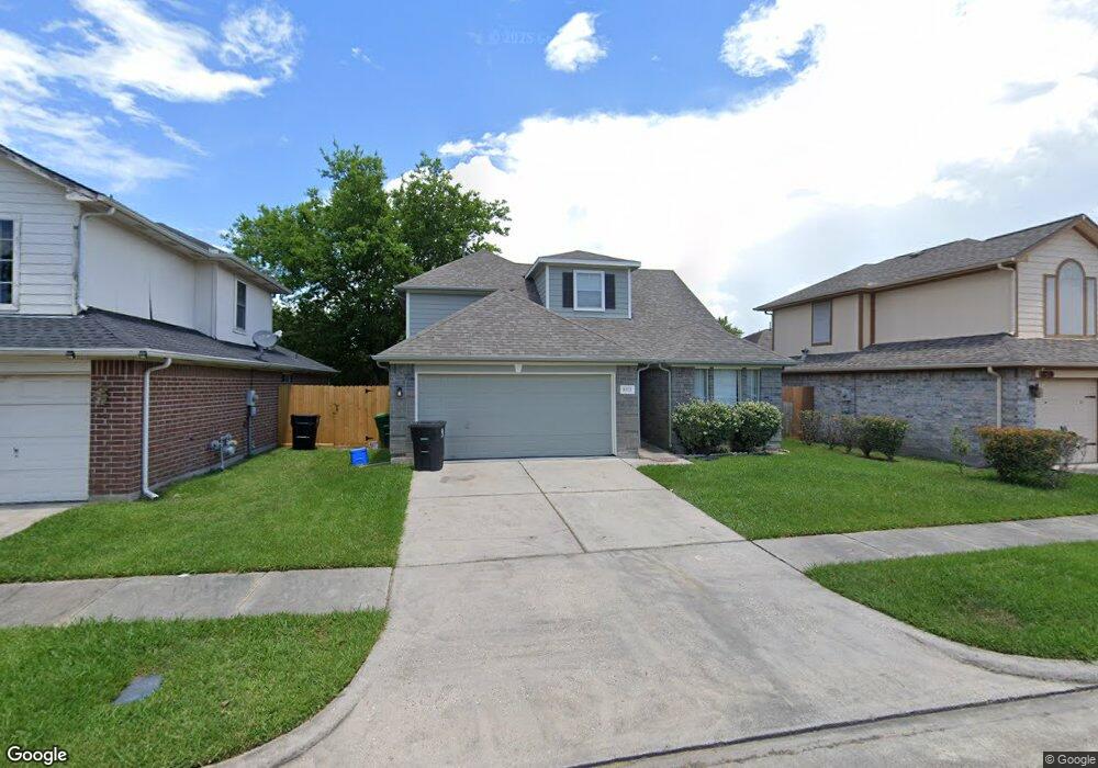 8722 Cold Lake Dr, Houston, TX 77088 - photo 1