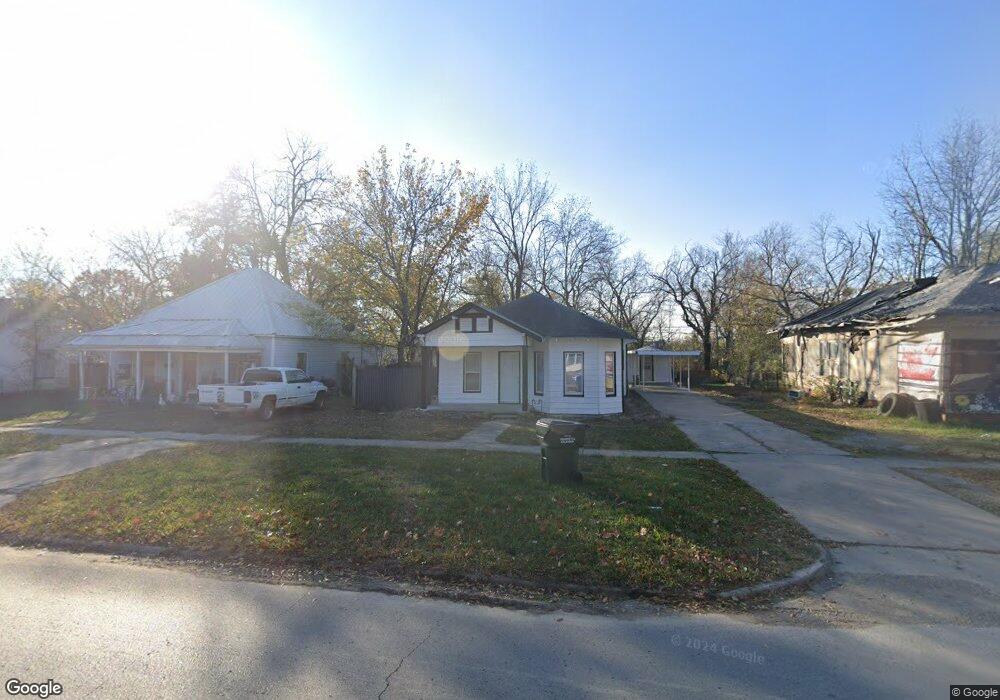 909 W Division St, Henryetta, OK 74437 - photo 1