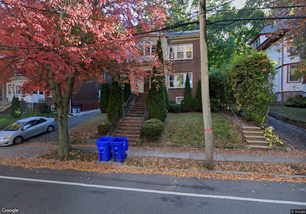 200 Winchester St unit 2, Brookline, MA 02446 - photo 1