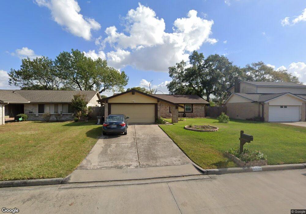 8406 Carriage Creek Dr, Houston, TX 77064 - photo 1