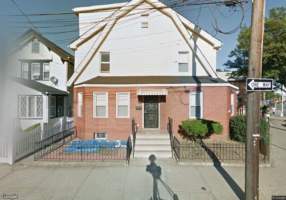 10763 105th St, Ozone Park, NY 11417 - photo 1