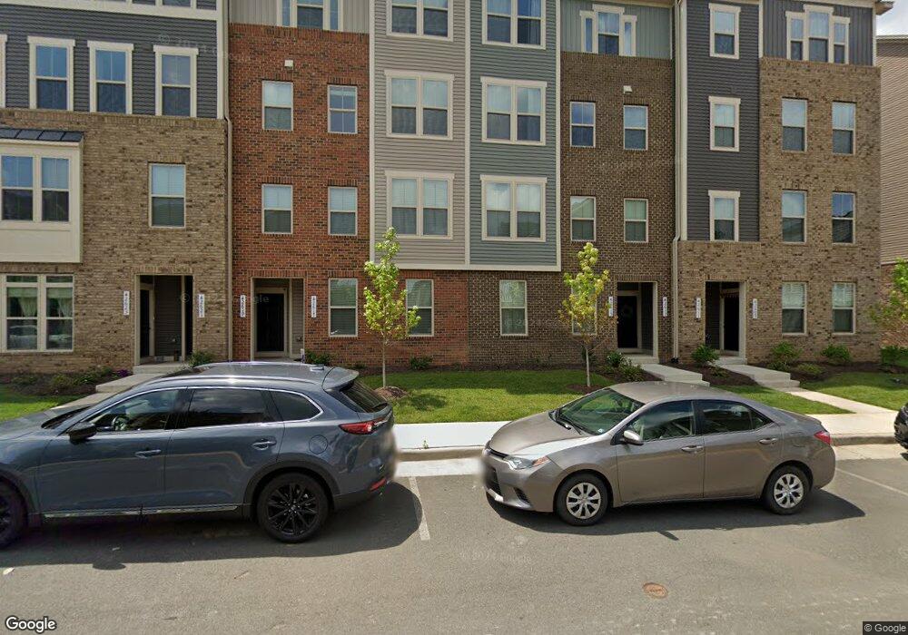 42615 Burbank Terrace, Sterling, VA 42704 - photo 1