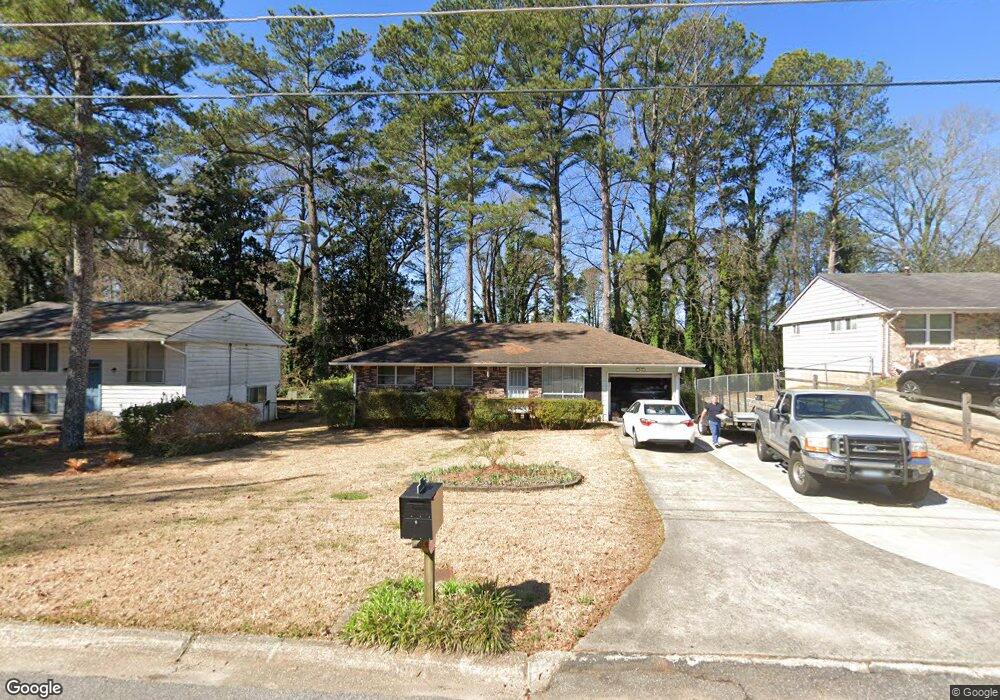 4025 Magnolia Ln, Forest Park, GA 30297 - photo 1