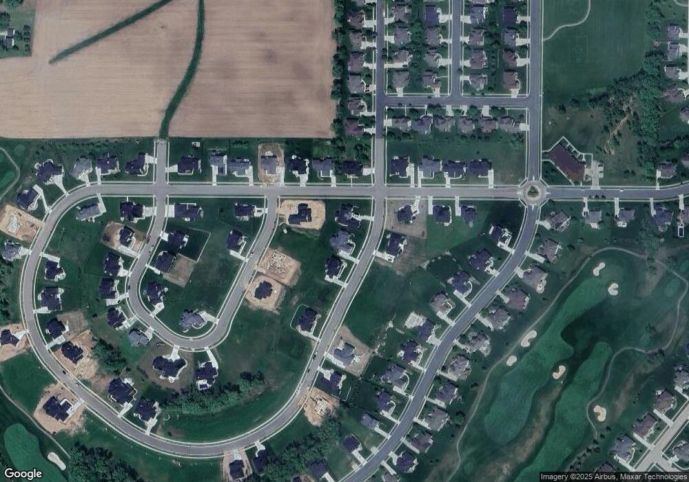 605 Interlachen Ave, Oregon, WI 53575 - photo 1