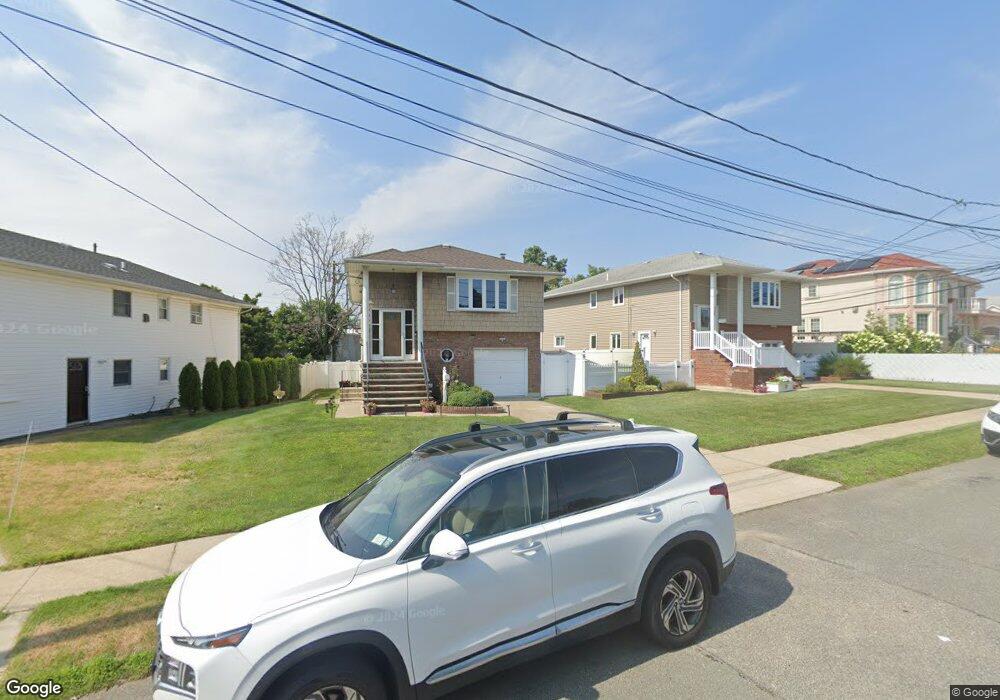 1146 Midway Ct, Franklin Square, NY 11010 - photo 1