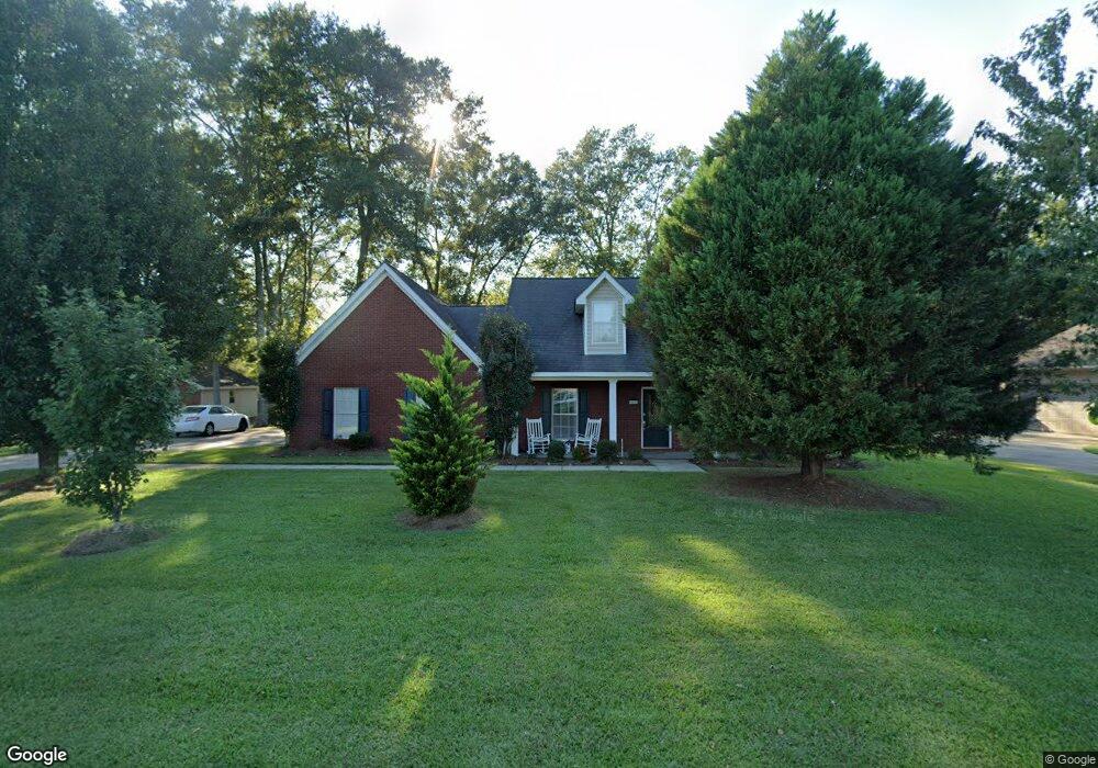 202 Drake Dr, Dothan, AL 36305 - photo 1