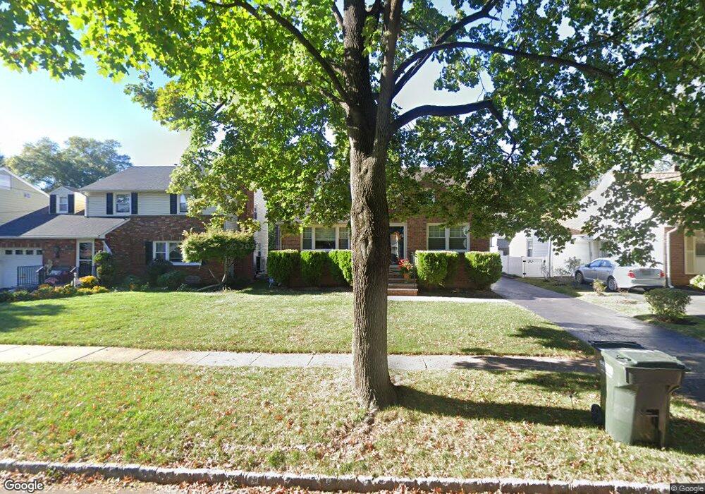 2077 Grand St, Scotch Plains, NJ 07076 - photo 1