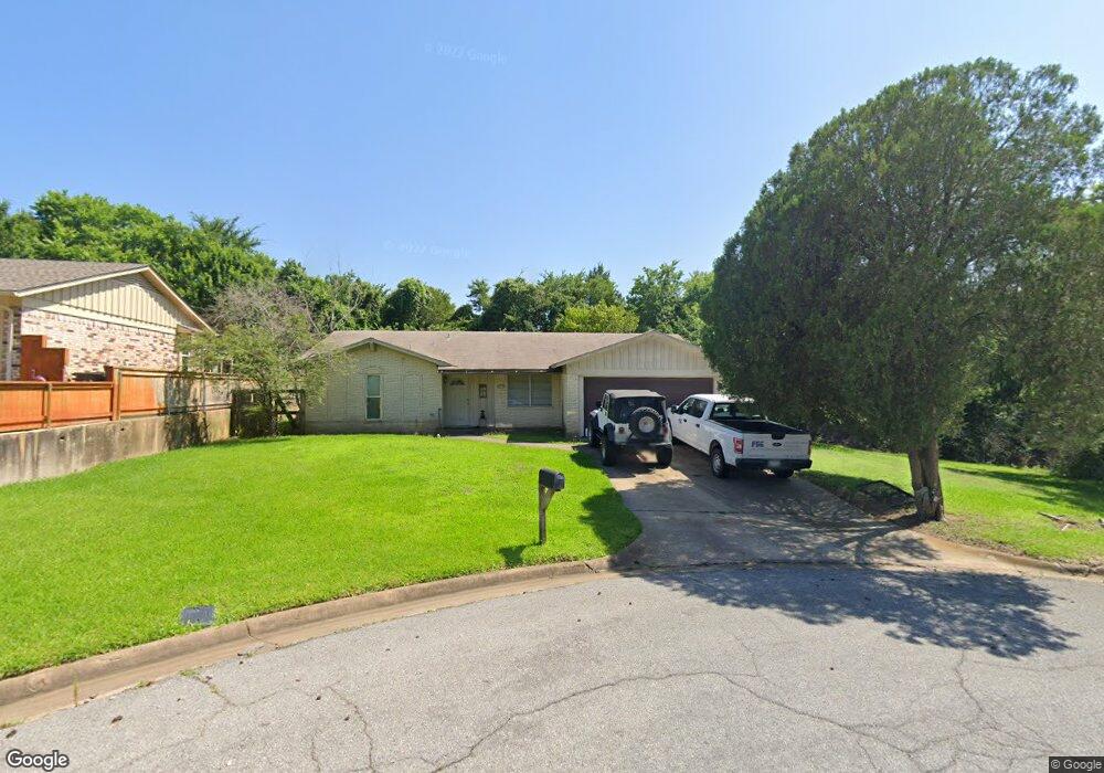 2812 Shawn Dr, Denison, TX 75020 - photo 1