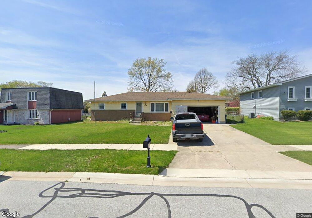 9424 Roosevelt St, Crown Point, IN 46307 - photo 1