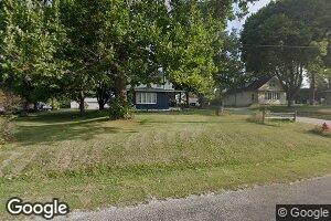 904 13th St, Wellman, IA 52356
