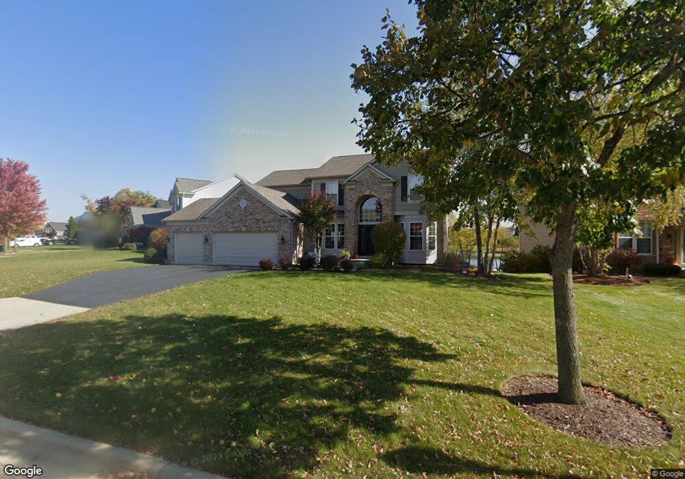 4501 Whitehall Ln, Algonquin, IL 60102 - photo 1