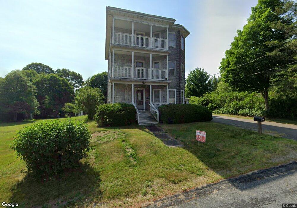 207 Oak St, Bridgewater, MA 02324 - photo 1