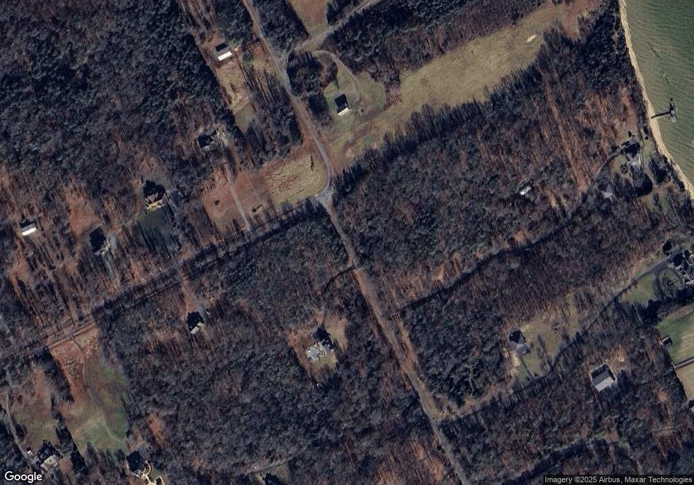 8937 Pebble Beach Ln, King George, VA 22485 - photo 1