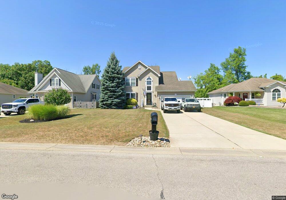 2639 Pinelake Dr, Niagara Falls, NY 14304 - photo 1