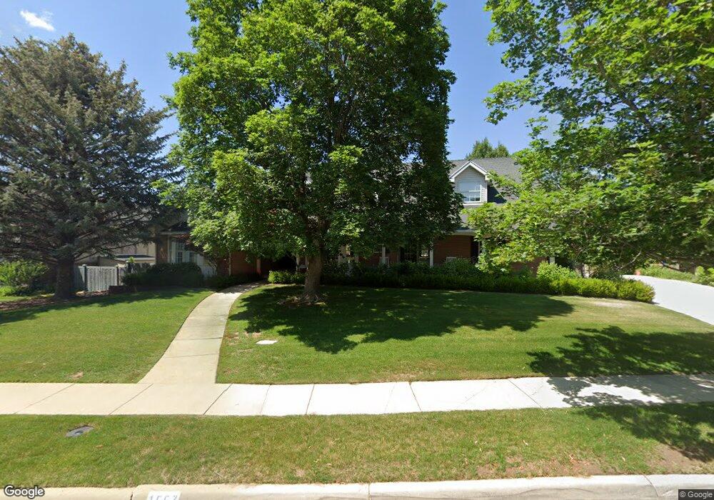 1553 E Chapel Oaks Cir, Sandy, UT 84093 - photo 1