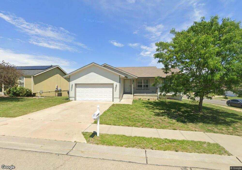 432 SE 44th St, Topeka, KS 66609 - photo 1