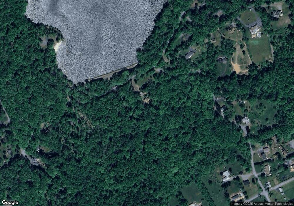 1158 Mountain Spring Dr, Stroudsburg, PA 18360 - photo 1