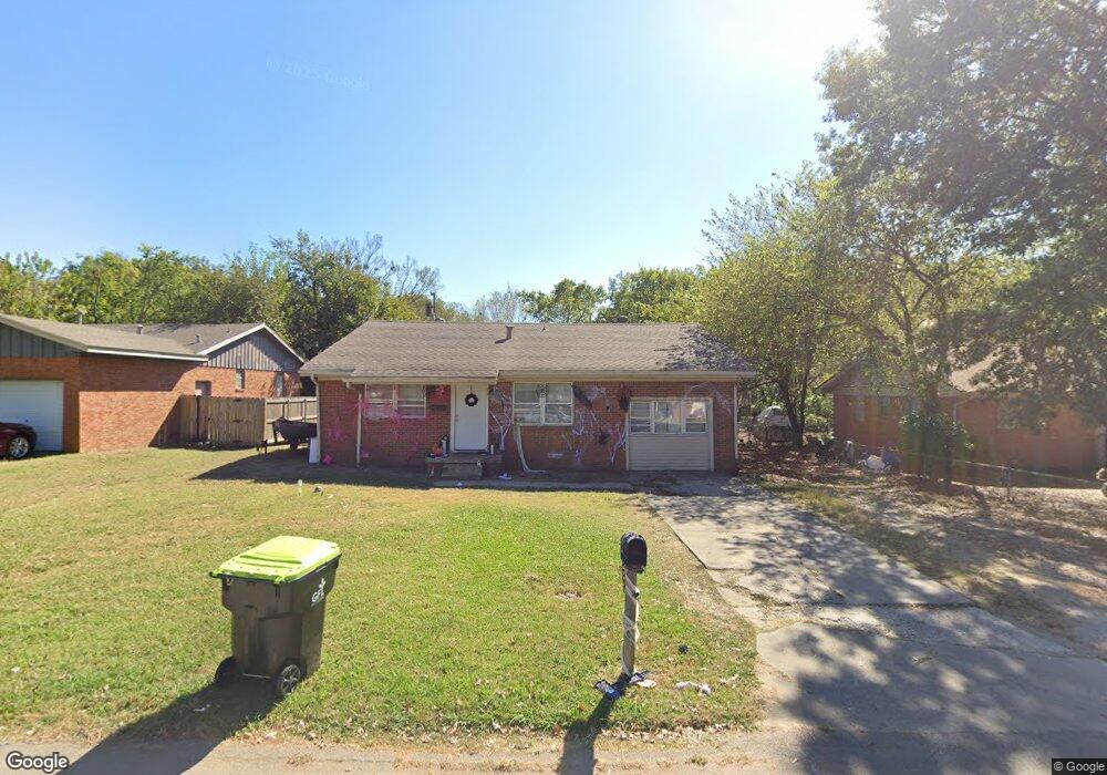 933 Williams St, Ada, OK 74820 - photo 1