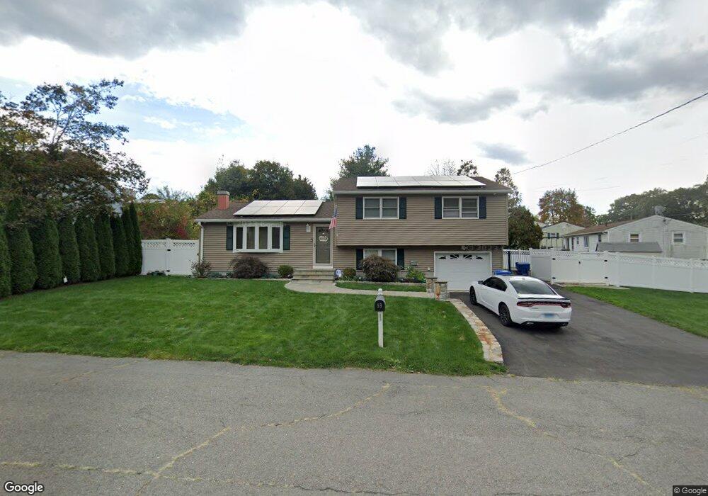 99 Hickory Hill Dr, Waterbury, CT 06708 - photo 1