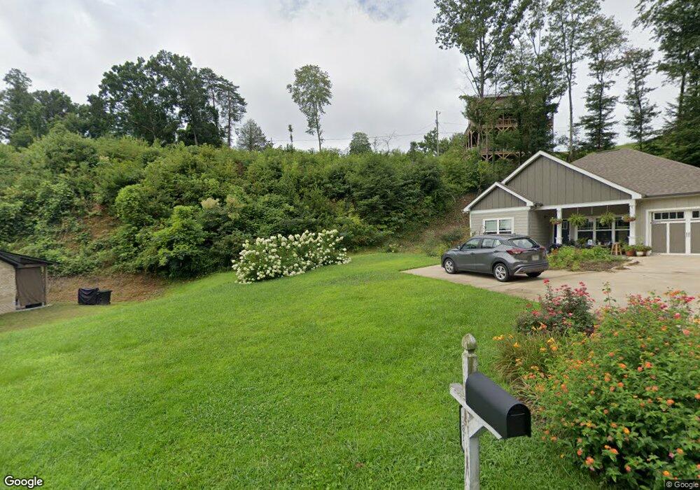 171 Logan Ln, Ellijay, GA 30540 - photo 1
