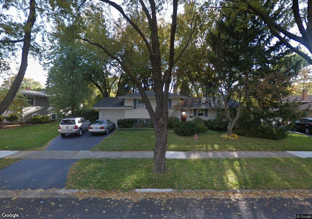 1121 Laurel Ln, Naperville, IL 60540 - photo 1