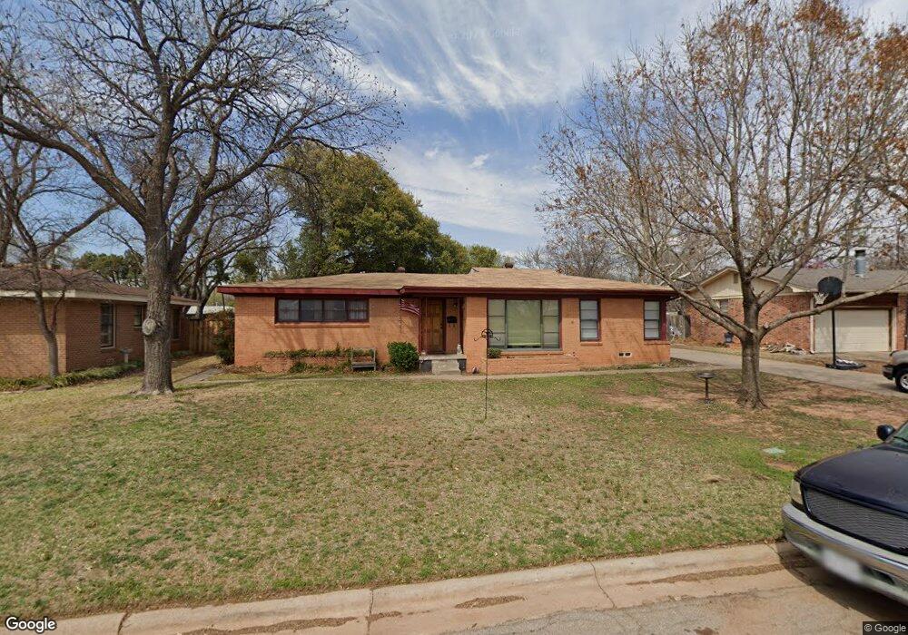 1570 Carol Ln, Wichita Falls, TX 76302 - photo 1