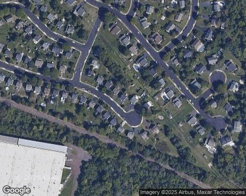 136 Hedgerow Dr  