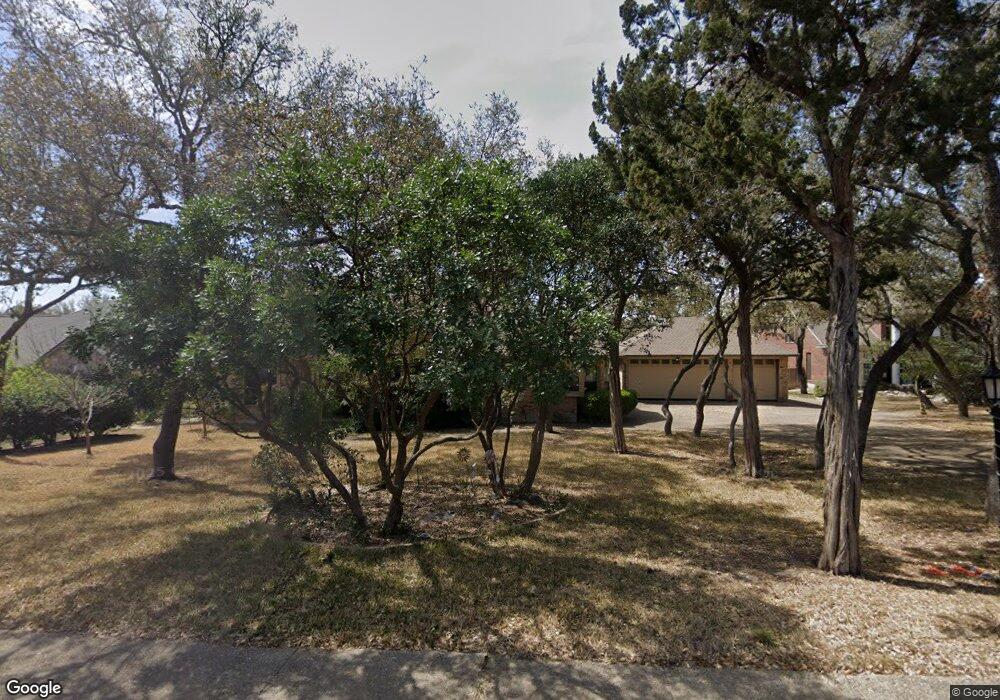 10818 Hunters Way, Helotes, TX 78023 - photo 1