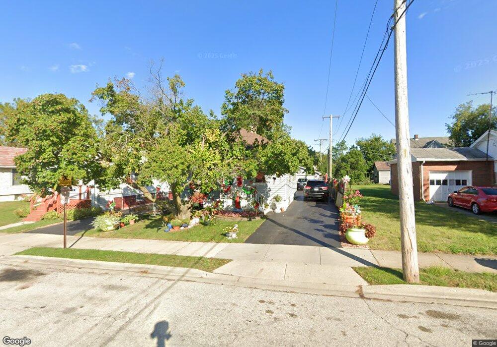 13 N Sumac Ave, Waukegan, IL 60085 - photo 1