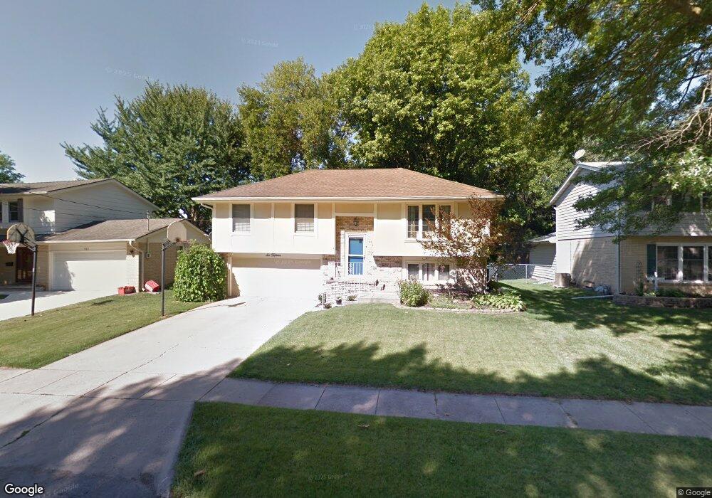 615 E 17th St N, Newton, IA 50208 - photo 1