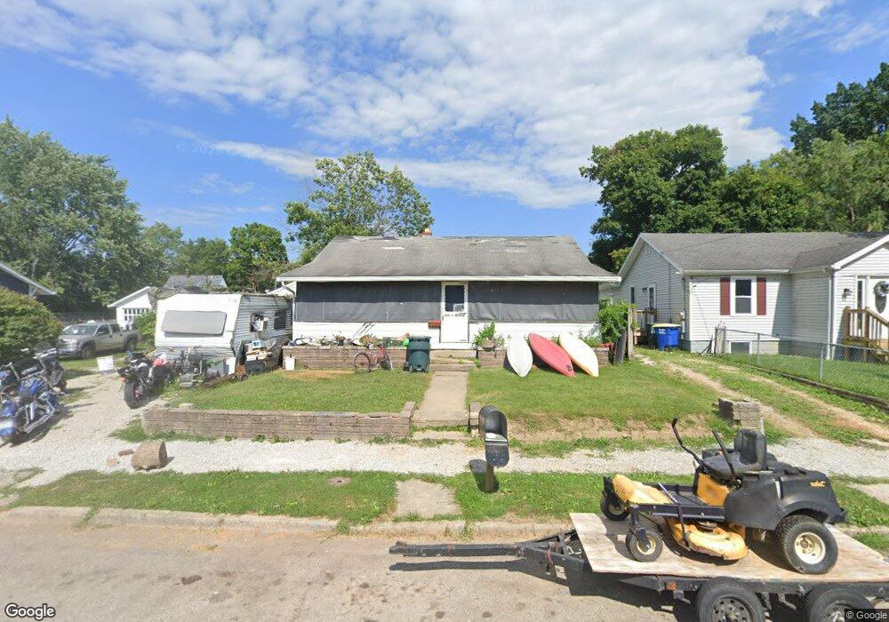 1412 S Meeker Ave, Muncie, IN 47302 - photo 1