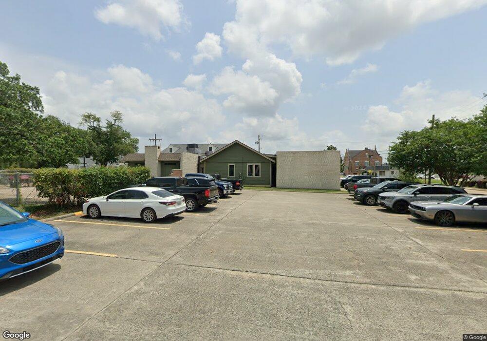 212 Clarence St, Lake Charles, LA 70601 - photo 1