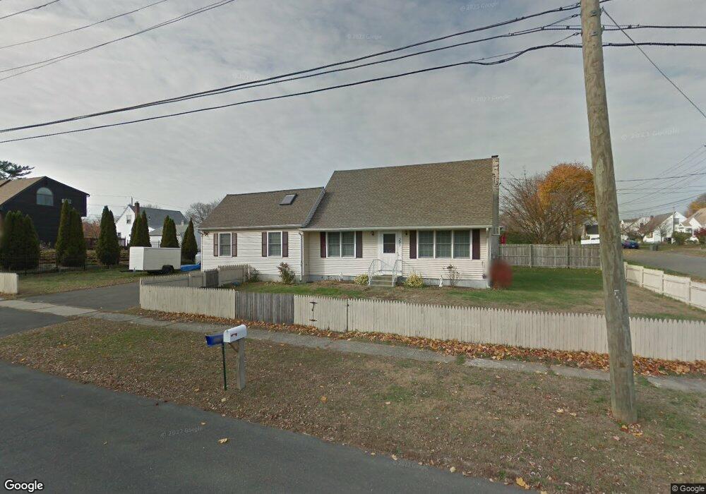 391 Spruce St, Stratford, CT 06615 - photo 1