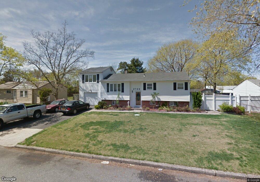 2708 Heather Ave, Medford, NY 11763 - photo 1