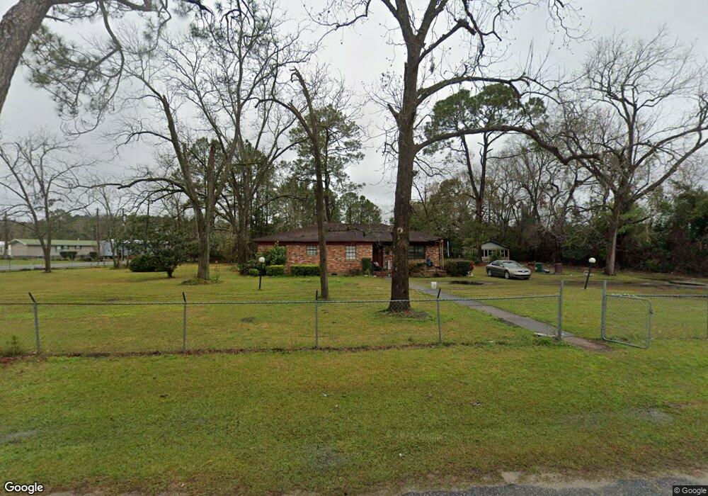 702 W Meeting St, Adel, GA 31620 - photo 1